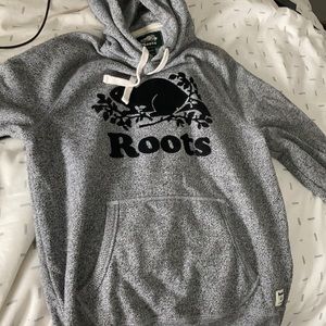 Roots sweater